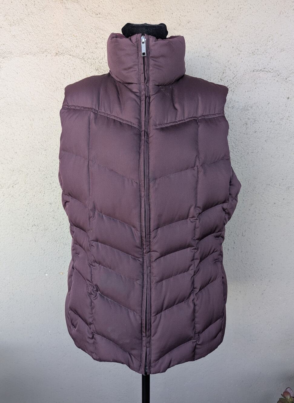 💜Lands' End Purple Chevron Quilted Down Puffer Vest